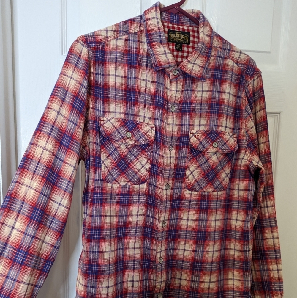 True Religion Men's Red Flannel Plaid button down pocket logo size L